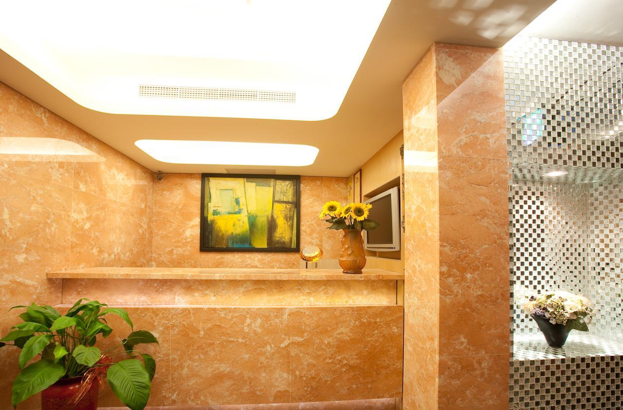 Holyone Hotel Тайбэй Экстерьер фото